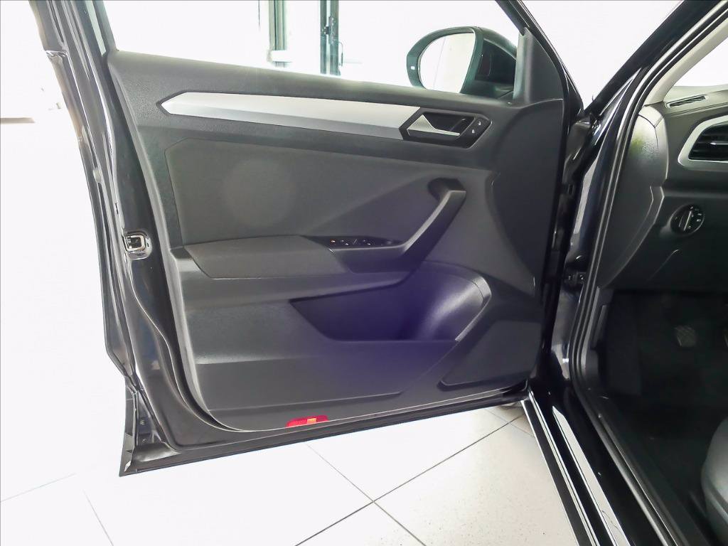 VOLKSWAGEN T-ROC 2.0 TDI LIFE 115CV