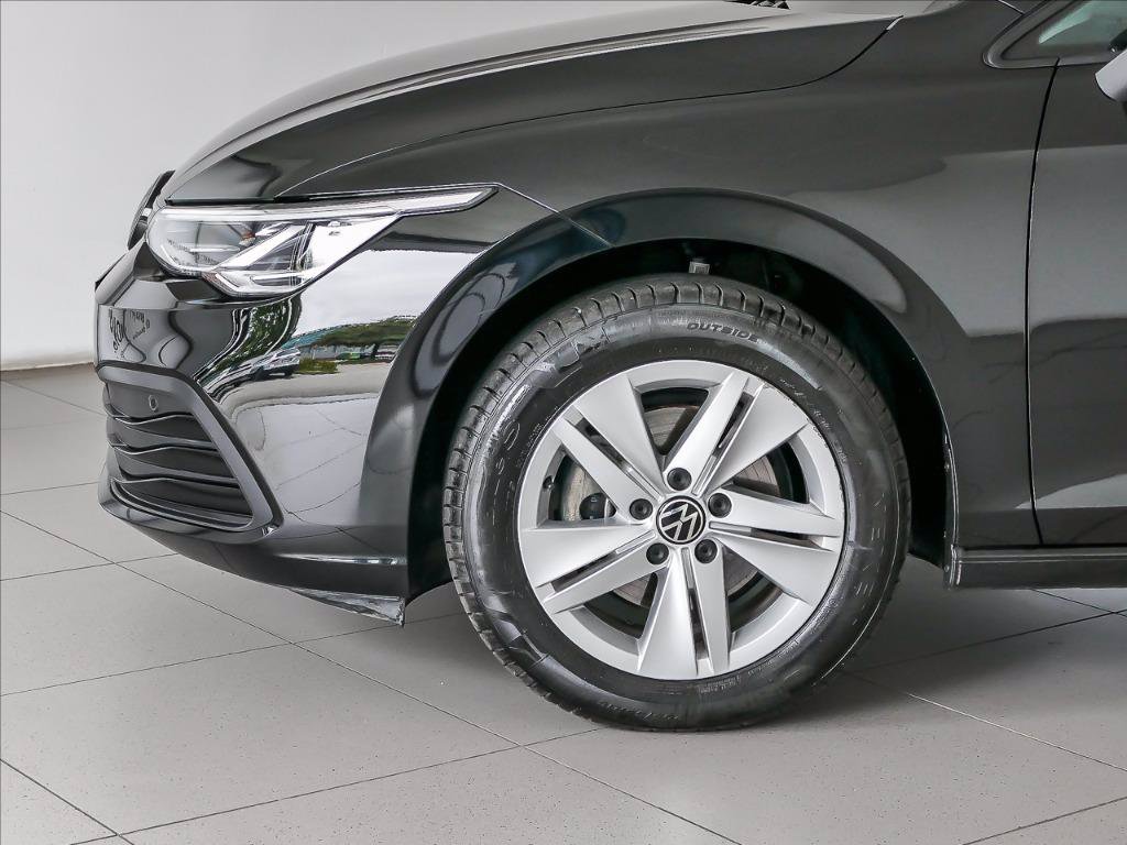 VOLKSWAGEN GOLF 1.0 eTSI LIFE DSG 110CV