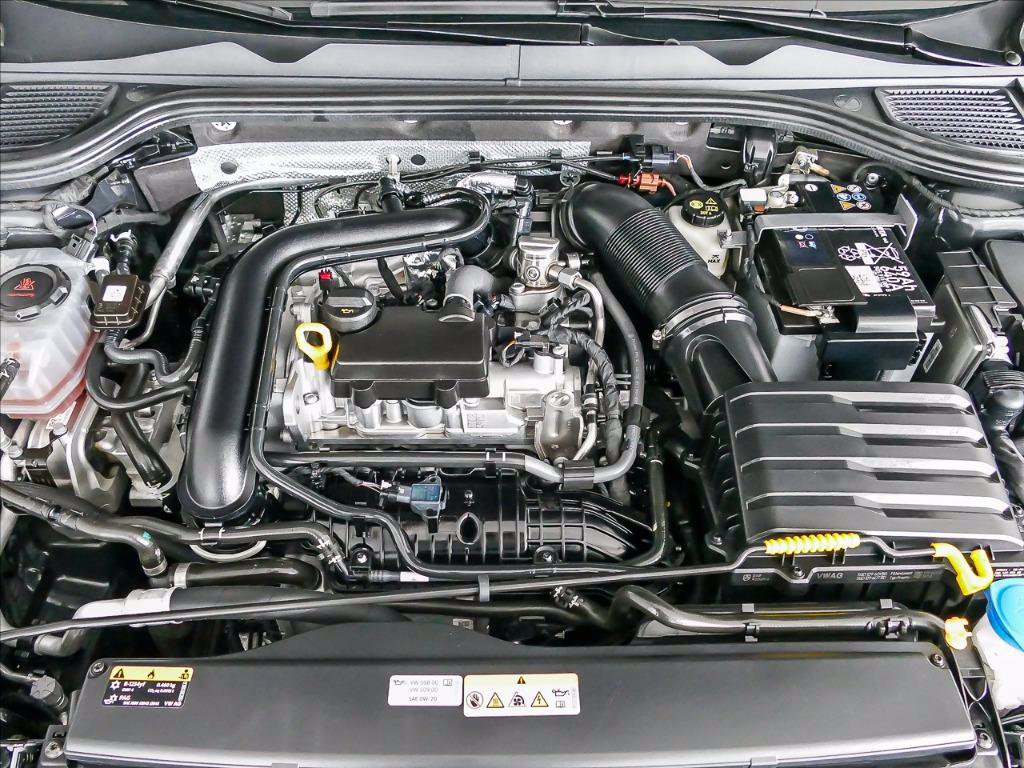 VOLKSWAGEN GOLF 1.0 eTSI LIFE DSG 110CV