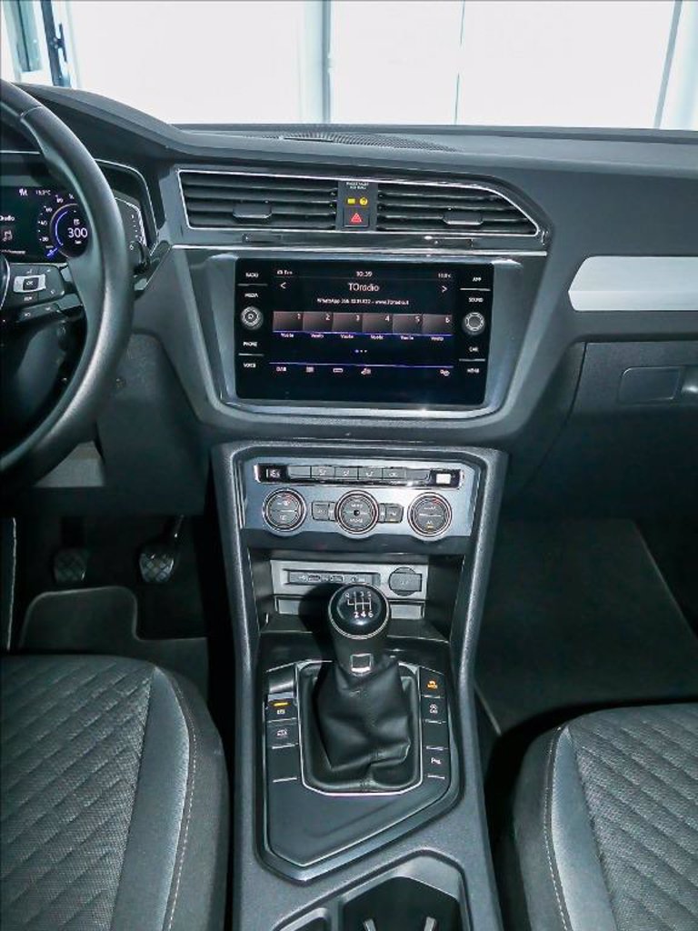 VOLKSWAGEN TIGUAN 1.5 TSI SPORT B&M 130CV