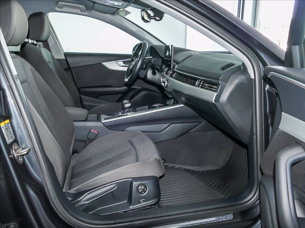 AUDI A4 Avant 40 2.0 tdi mhev Business Advanced 204cv s-tronic