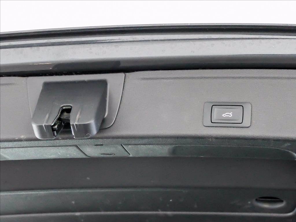 AUDI A4 Avant 40 2.0 tdi mhev Business Advanced 204cv s-tronic