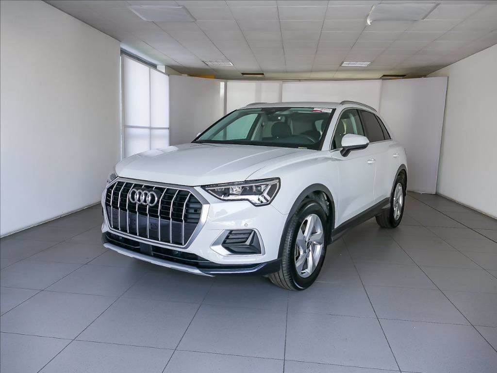 AUDI Q3 35 2.0 tdi Business Advanced s-tronic