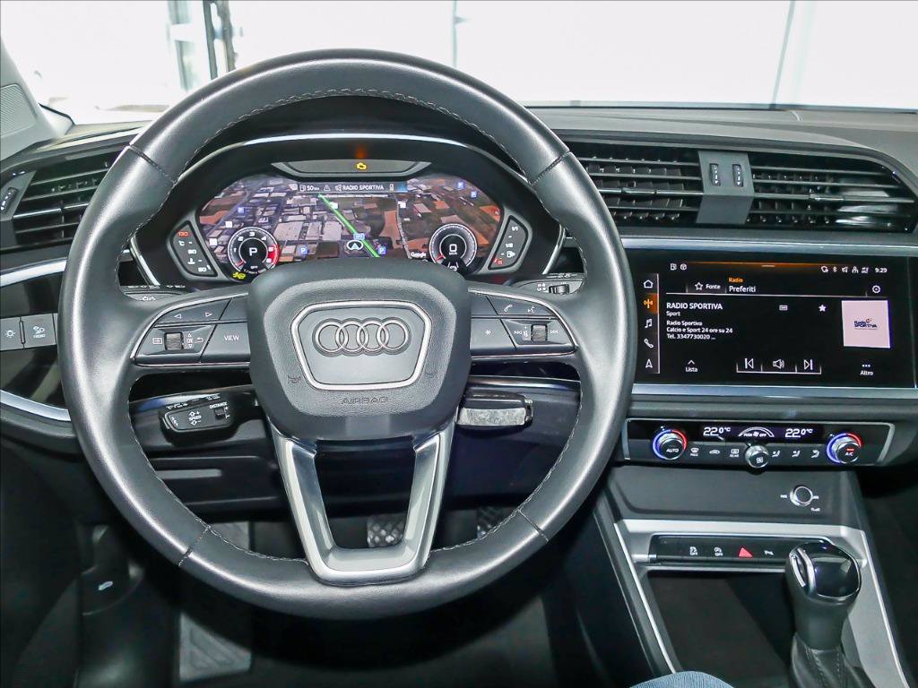 AUDI Q3 35 2.0 tdi Business Advanced s-tronic