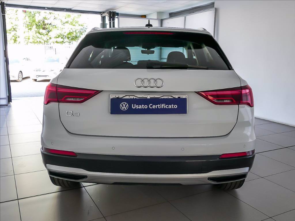 AUDI Q3 35 2.0 tdi Business Advanced s-tronic