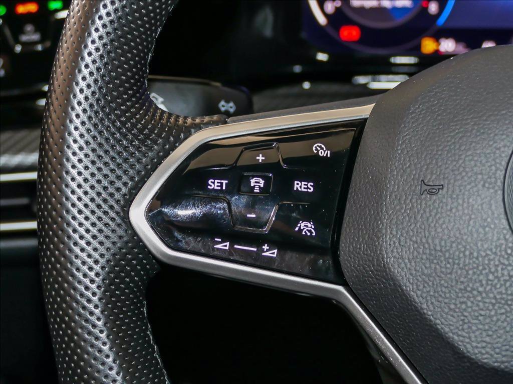 VOLKSWAGEN GOLF 8 1.5 R-LINE TSI EVO ACT 150CV