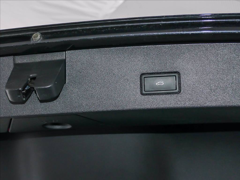 VOLKSWAGEN T-ROC 1.0 TSI R-LINE 110CV