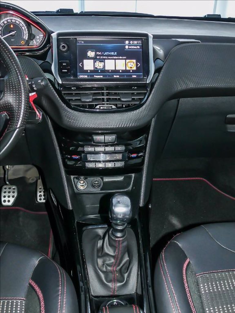 PEUGEOT 2008 1.6 HDI GT LINE 120CV