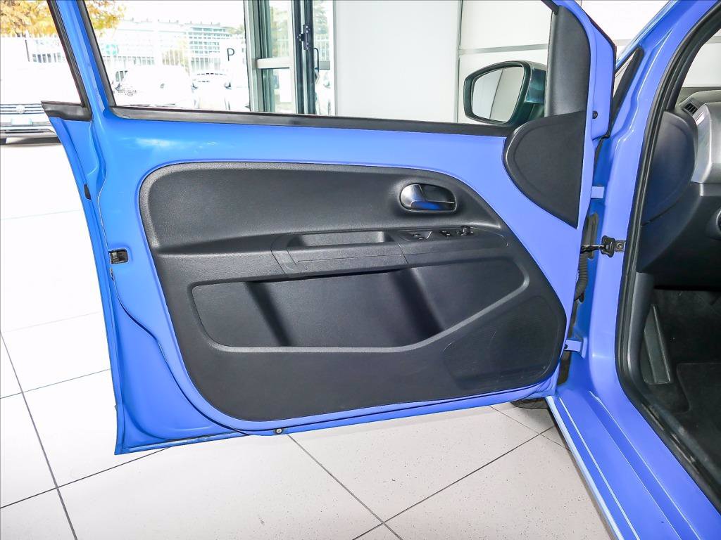 VOLKSWAGEN UP! 1.0  HIGH UP! ASG  75CV