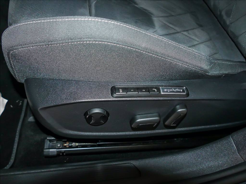 VOLKSWAGEN GOLF 8 1.5 ETSI EVO STYLE DSG 130CV