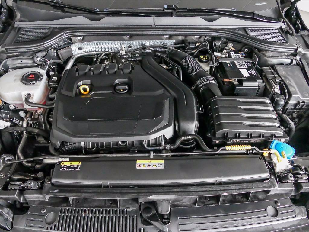 VOLKSWAGEN GOLF 8 1.5 ETSI EVO STYLE DSG 130CV