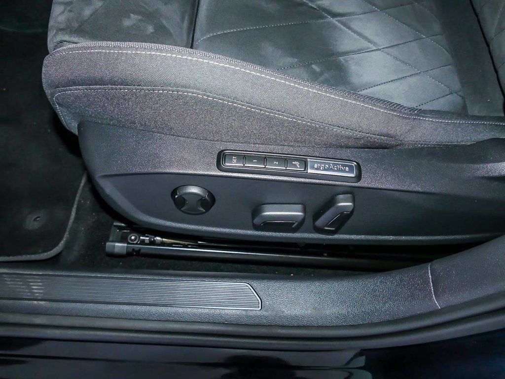 VOLKSWAGEN GOLF 8 1.5  ETSI STYLE DSG 150CV