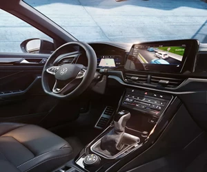 TC1133 T Roc Interior 16 9 Fcc