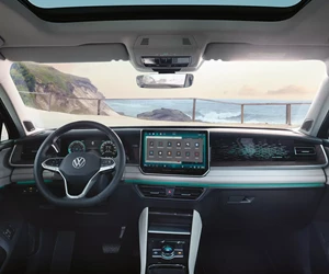 TY0009 Tayron Interior View At Front HMI