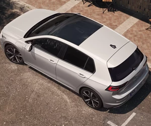 GL6295 Golf Exterieur Panomaric Roof 16 9