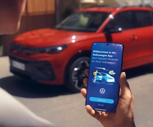 TN2427 Tiguan Volkswagen App 16 9 Fcc